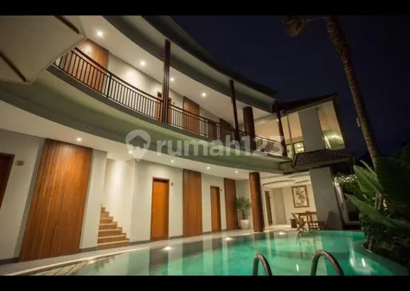 "Full Guest House Luxury Building Near Canggu"