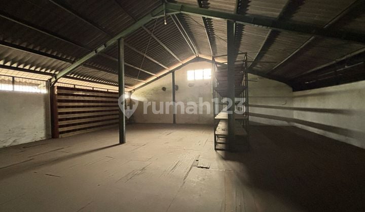 Ruko Tembus Gudang di Raden Saleh Lokasi Tengah Kota Pusat Dagang
