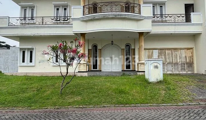 Rumah 2 Lantai Bagus SHM di Pakuwon Indah Siap Huni Rumah 2 Lantai Bagus SHM di Pakuwon Indah Siap Huni