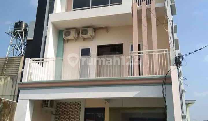 Homestay 3 Lantai Bagus Furnished di Jl Arief Rahman Hakim