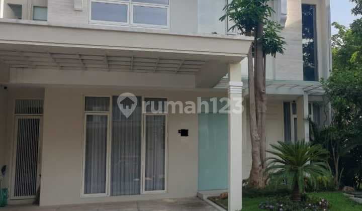 2-Storey Minimalist Furnished House at Grand Island Pakuwon City