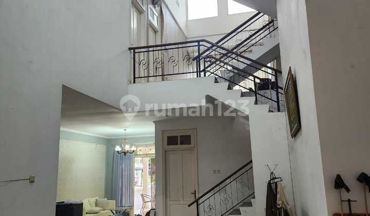 Hunian 3 Lantai, Harga 3 M-An Nego Sampai Deal di Kota Wisata Cibubur