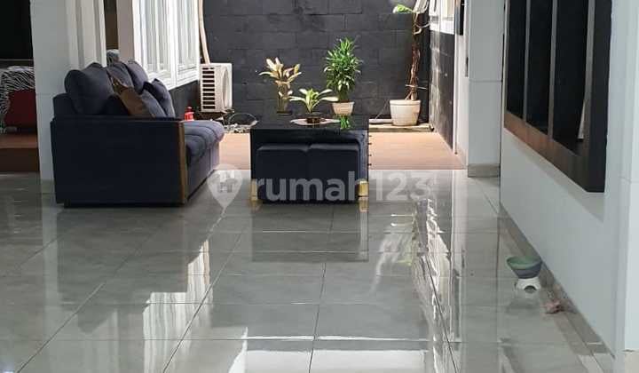 Rumah Dalam Cluster Bebas Banjir Kota Wisata Cibubur