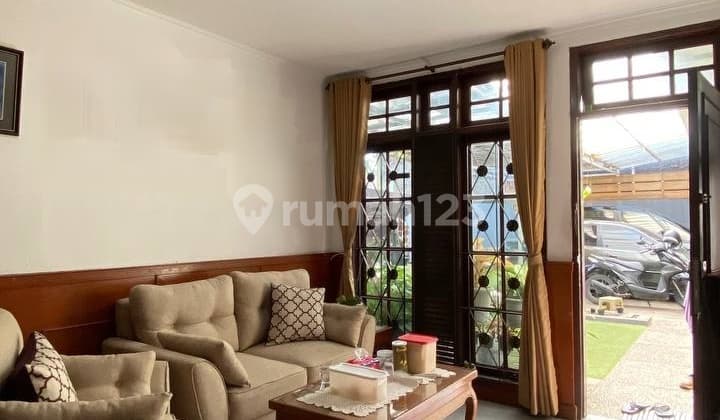 Rumah Cantik dan Terawat Arcamanik Luas Siap Huni