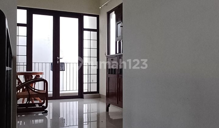 Disewajn Rumah 2 Lantai Type Minimalis Area Lippo Cikarang