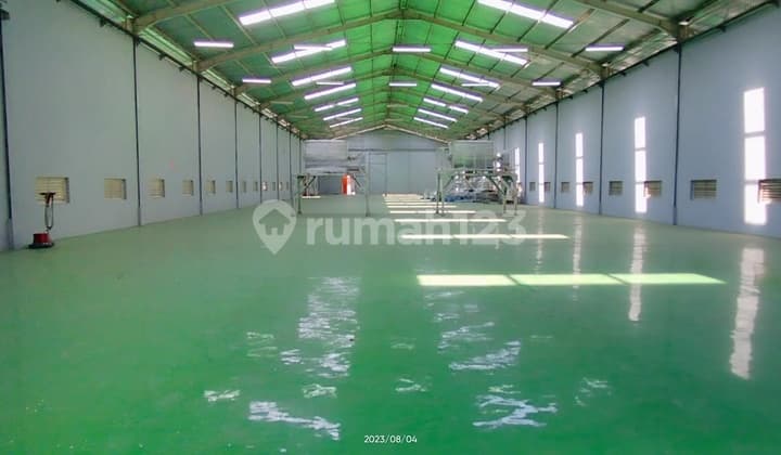 For Sale Minimalist Warehouse in Hyundai Area