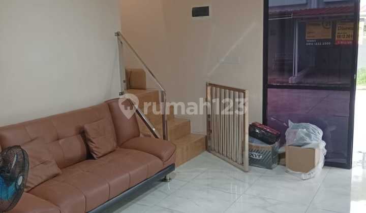 Disewakan Rumah 2 Lantai Full Furnis Wilayah Lippo Cikarang