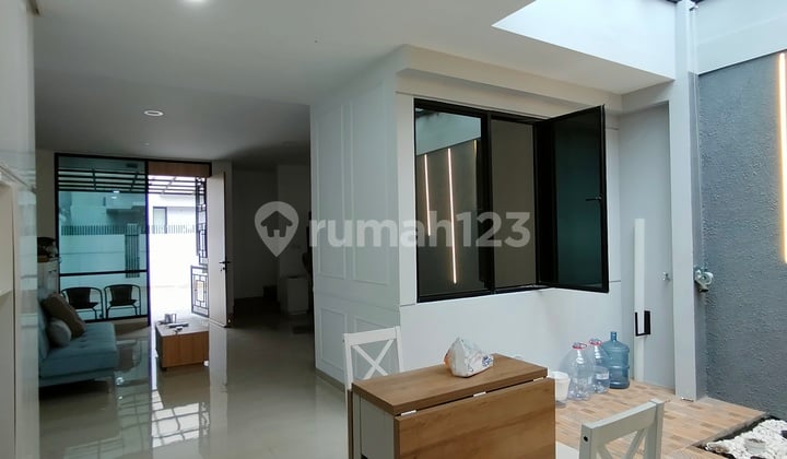 Disewakan Rumah Minimalis Lokasi Lippo Cikarang