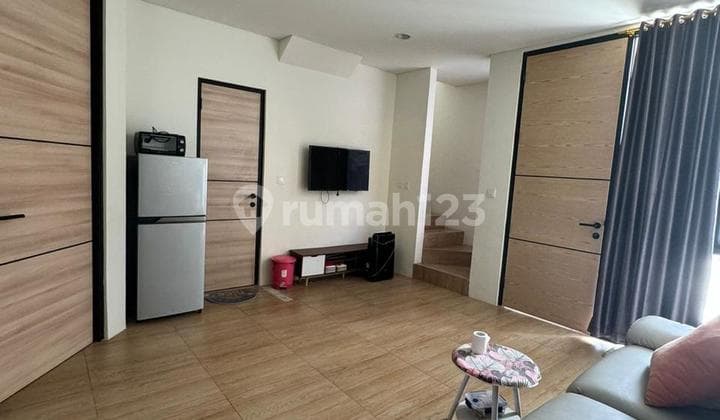 Disewakan Rumah Minimalis 2 Lantai Strategis Lippo Cikarang