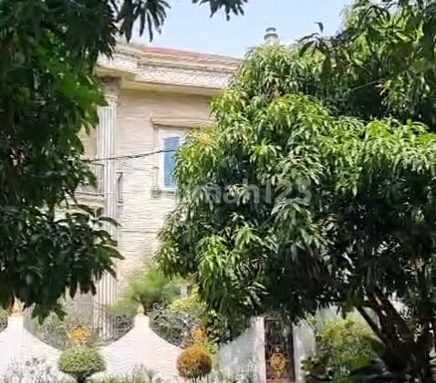 For Sale Nice House With Swimming Pool West Cikarang Toll Access