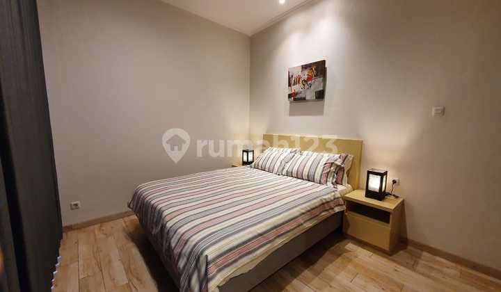 Disewakan Rumah 3 Lantai Full Furnis Akses Tol Cikarang Barat