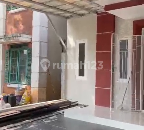 House for Sale in Strategic Location, Lippo Cikarang Area