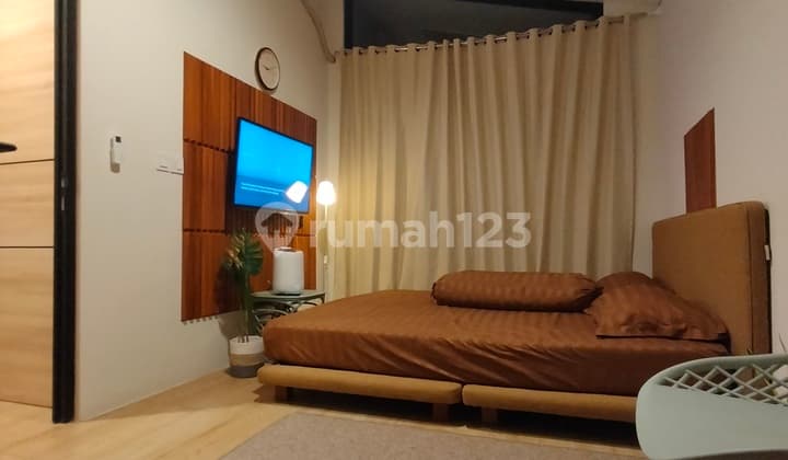 Disewakan Rumah 2 Lantai Full Furnis Minimalis Lokasi Area Lippo