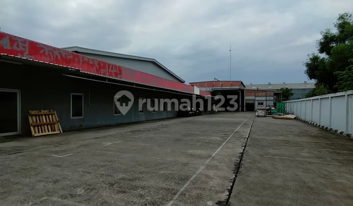 For Sale Ready-to-Use Factory in Wide Row Jala Area