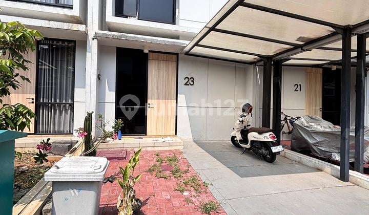 Disewakan Rumah 2 Lantai Full Furnis Siap Tempati