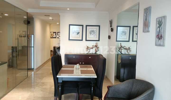 Park Royale 3 Bed Rooms Full Furnished Strategic Location At CBD Area