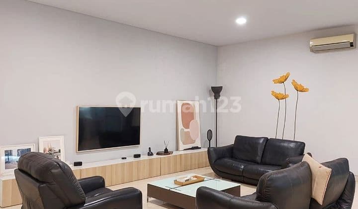 Rumah Elang Laut Pantai Indah Kapuk, Full Marmer, Plong, Furnish Siap Huni ! (10x26)