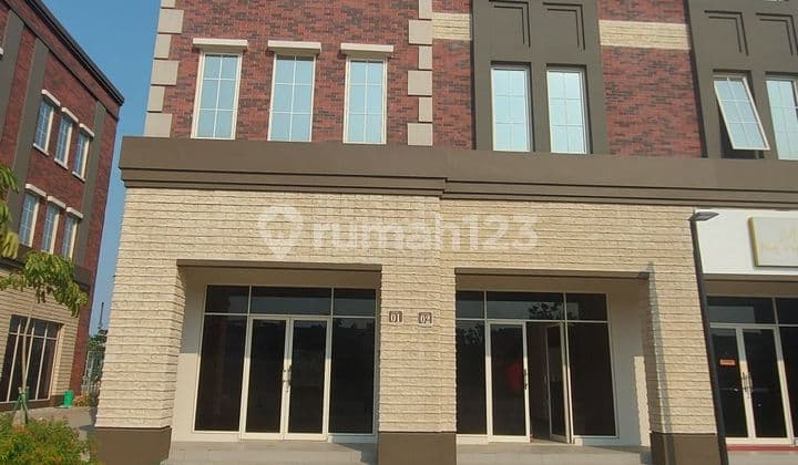 Ruko di Boston PIK 2 Baru 3 Lantai Hadap Boulevard !