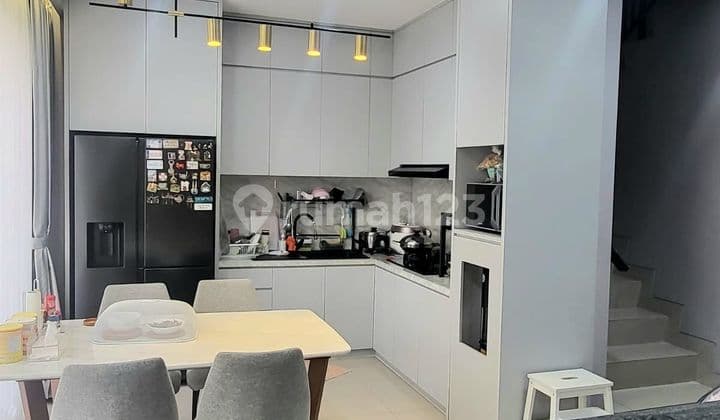 Rumah PIK 2 Cluster Favorit Fully Furnished ! (8x10)