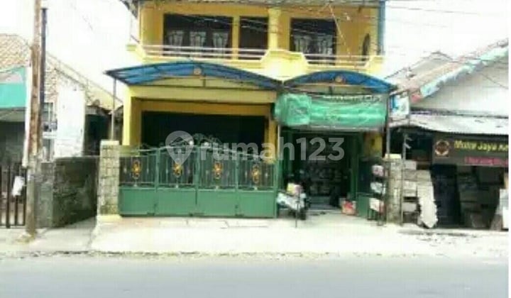 Rumah 2 Lantai Plus Kios Gunung Batu Bogor