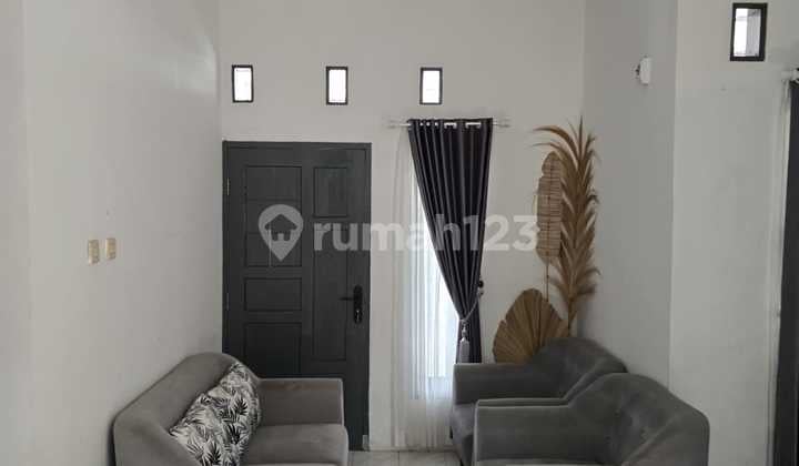 Rumah Dijual di Komplek Tarogong Dekat UNIGA