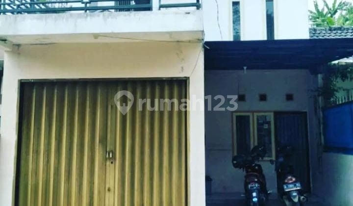 House for Sale in Griya Mandaka Permai Complex, Jatihandap, Bandung