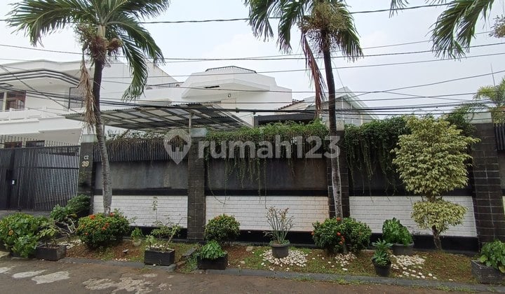 Rumah Mewah Dijual Hitung Tanah Di Puri Indah Jakarta Barat