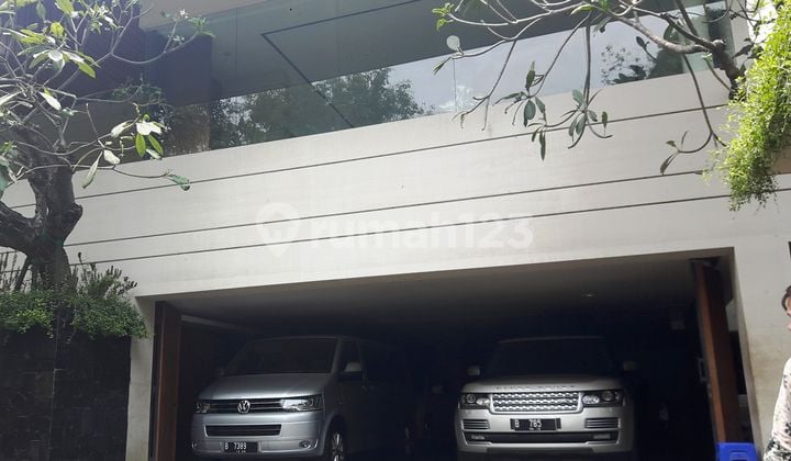 Rumah Mewah Siap Huni Di JL Cimahi Menteng Jakarta Pusat