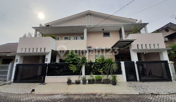 Rumah 2 Lantai Siap Huni Cluster Gardenia Loka Tangsel