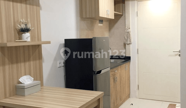 Apartemen Tanglin Tipe 2 BR Lantai 15 View Pool Full Furnish