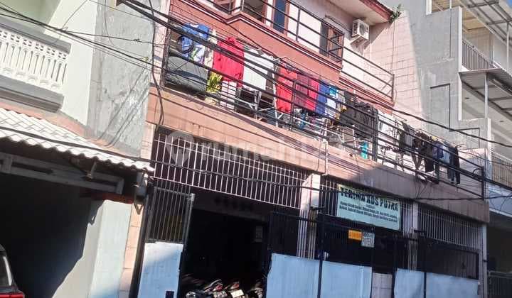 Dijual 2 rumah kos aktif di siwalankerto dekat Kampus Petra