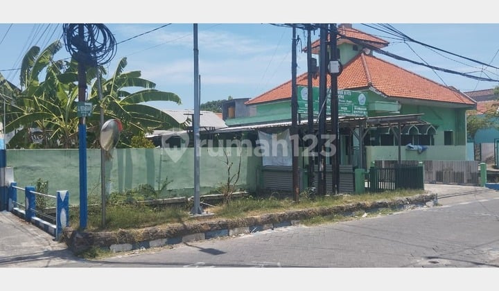 Tanah dan Gedung Yayasan Dekat Juanda Sawotratap Gedangan Sidoarjo