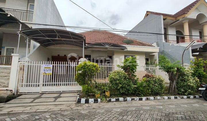 Rumah Terawat Mojoarum Dekat Dharmahusada