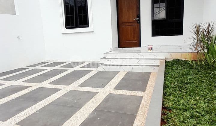 Rumah Baru 2 Lantai - Kalisari - Akses Jalan Lebar - Bebas Banjir