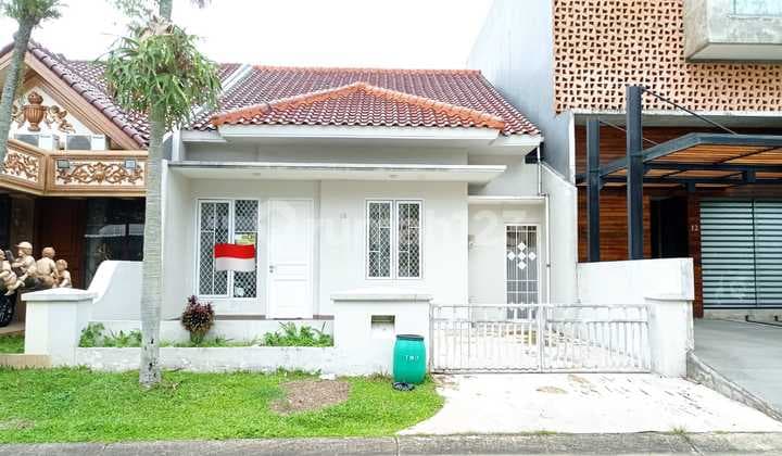 Rumah Bagus Siap Huni Berada Di Salah Satu Cliuster Favorite Di Lippo Karawaci Central