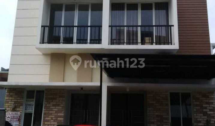 Rumah 2 Lantai Siap Huni di Kawasan Lippo Karawaci Utara