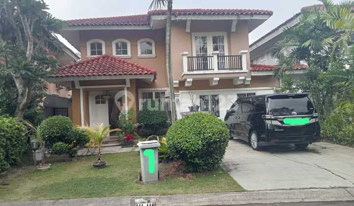 Rumah Bagus 2 Lantai Siap Huni Di Kawasan Lippo Central. Rumah Kondisi Semi Furnish Yang Lokasinya Dekat Sekolah Sph.