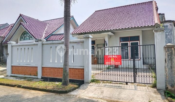 Rumah 1 Lantai Dekat Kampus, Perkantoran, Rumah Sakit, Supermall.