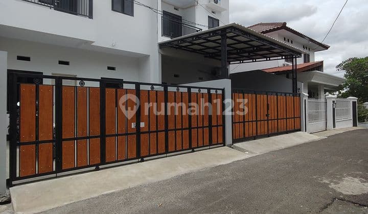 Rumah Baru Siap Huni Dekat Gor Kalisari Bebas Banjir