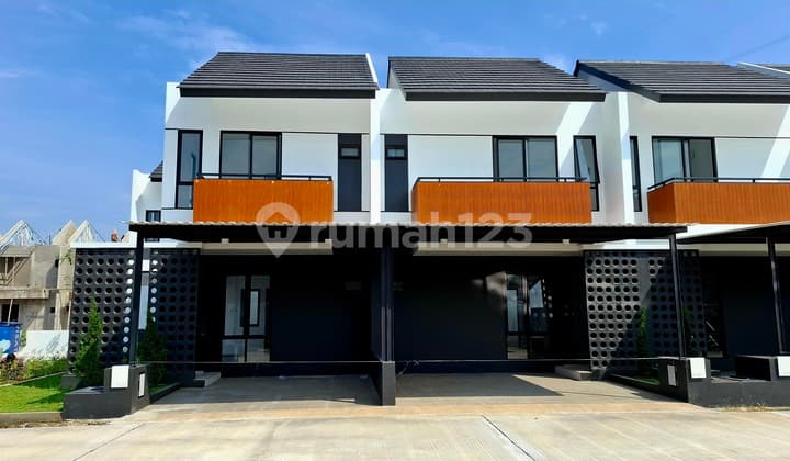 Dijual Rumah 2 Lantai SHM Cicilan 4 Jutaan Dekat Stasiun & Tol