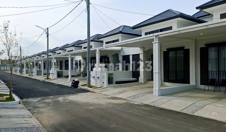 Ruma Siap Huni Free PPN Kawasan Lengkap Stasiun KRL di Kawasan