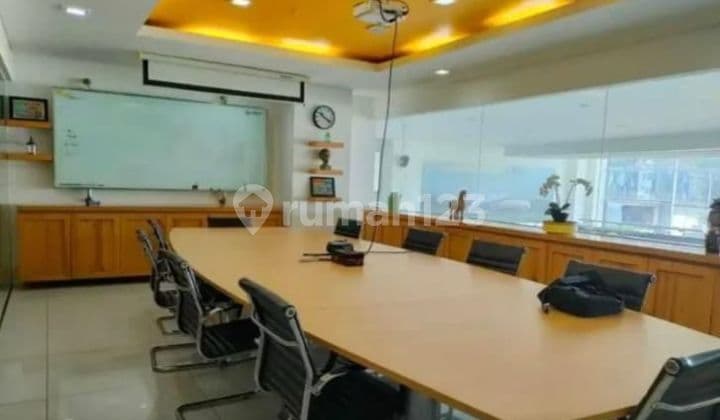 Di Sewa/Jual EX Showroom Mobil BSD City LT:2.475/LB:2.368/09.25