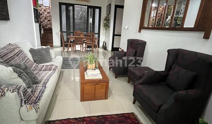 Rumah Di Ampera Cilandak 2lt + Roof Top Kt 4 Km 3 04.2024