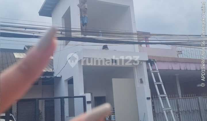 Ruko Baru Rednovasi 2 Lantai luas 14m2 08.25 IDR 50.000.000/2 Tahun