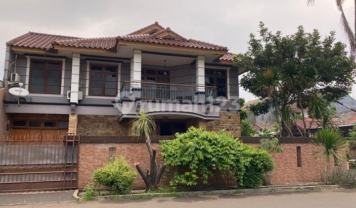 Sale House At Pamulang Lt 318m² Lb 240m² 6 Br 4 Bath 08.24