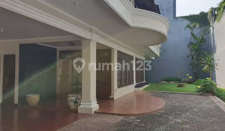 For Rent: House in Pejaten Barat, South Jakarta. Land Size 1200, Building Size 600.