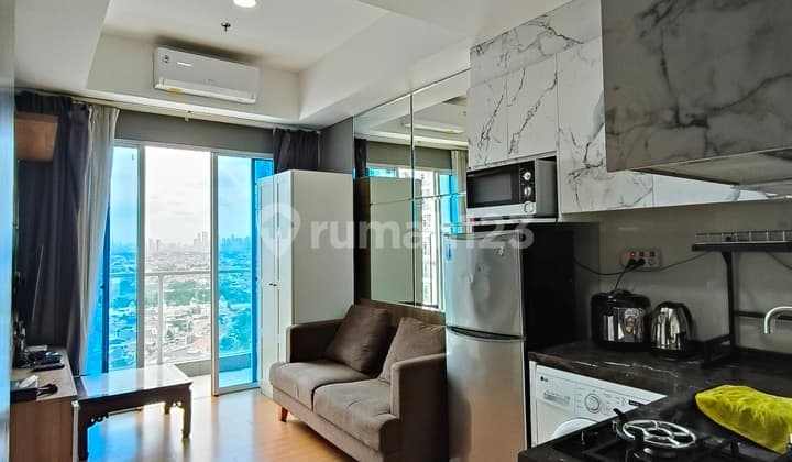 Apartemen Siap Huni&sangat Private Di Puri Mansion. Full Furnished Apartemen Furnished
