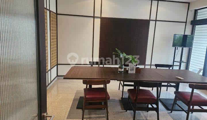 2-Storey Commercial Space in Thamrin. Surrounded by Office Buildings & Shopping Centers.