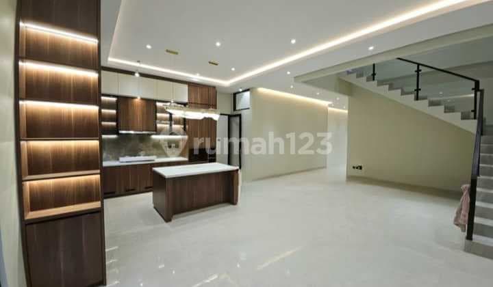Rumah Siap Huni Luas 306 M2 di Kebayoran Residance Bintaro