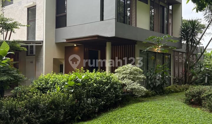 Corner Hook House Ready to Occupy Depark Bsd